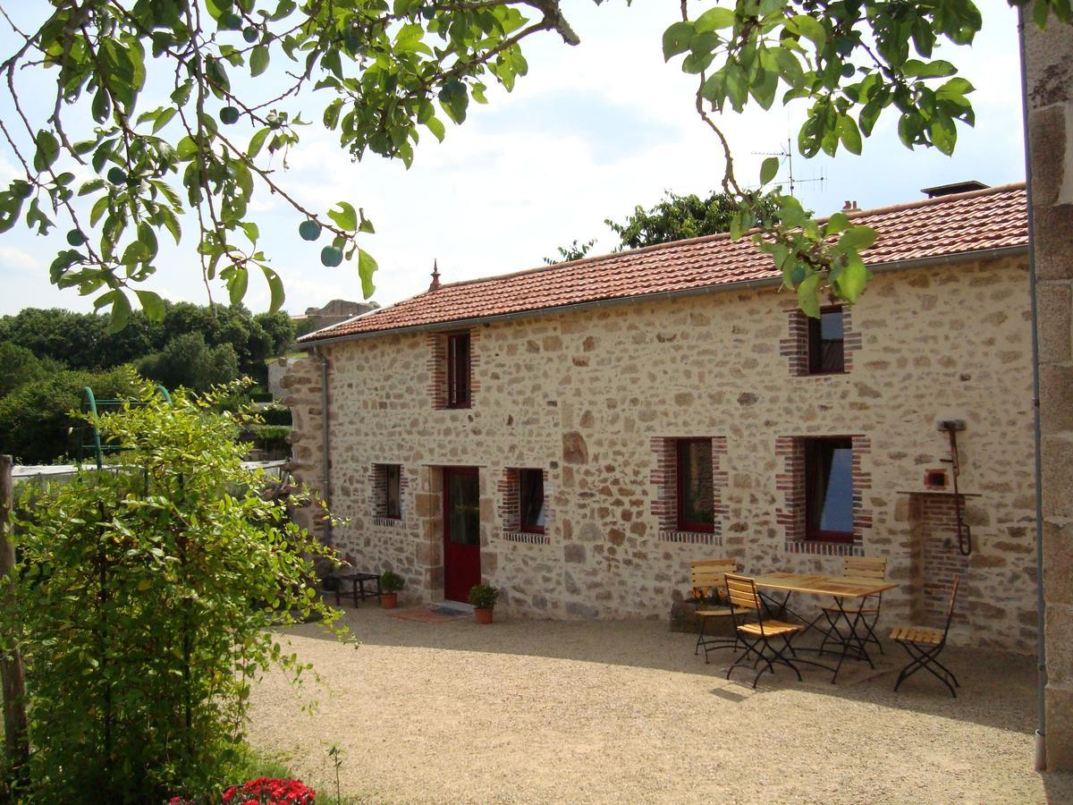 Les Châtelliers-Châteaumur Demeure Du Castel Bed & Breakfast エクステリア 写真