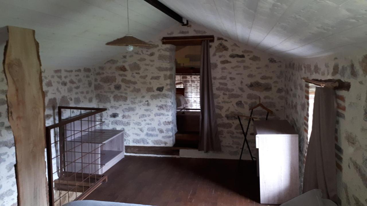 Les Châtelliers-Châteaumur Demeure Du Castel Bed & Breakfast エクステリア 写真